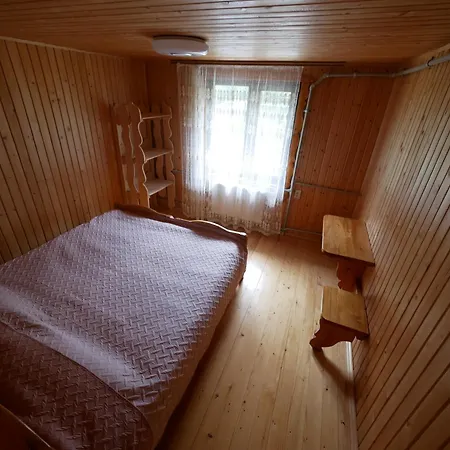 Karpatskedzerelo Apartment Roztoky (Ivano-Frankivsk)