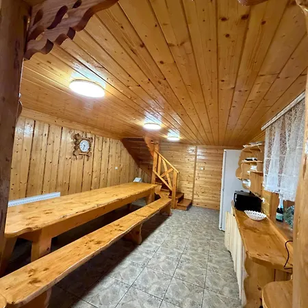 Karpatskedzerelo Apartment Roztoky (Ivano-Frankivsk)